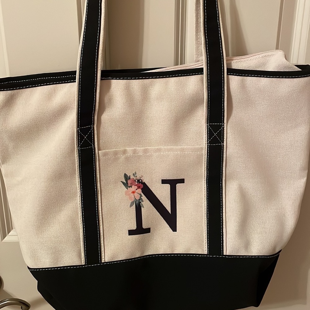 Women's N Monogrammed Tote Bag NWOT - Picture 4 of 11